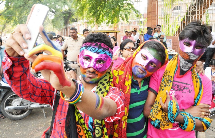 Here’s A Look At The Struggle Of The LGBT Community In India